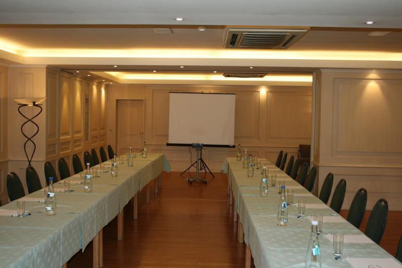 C-hotels Burlington Hotel 3*